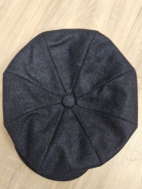 Classic Men's Newsboy Cap in Navy Herringbone
